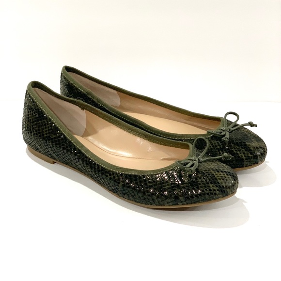 green flat shoes womens